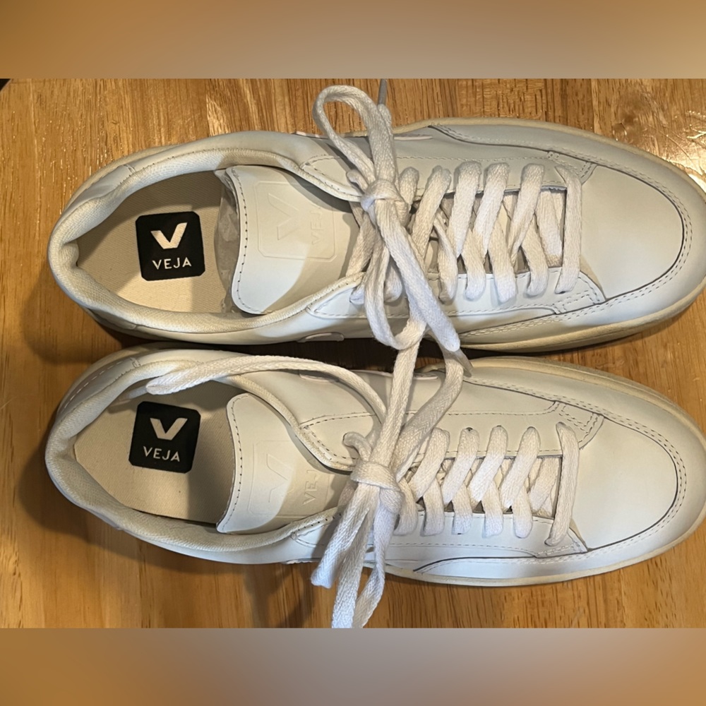 New In Box. VEJA V12 Extra White Sneakers. Size: 40 EU, Men’s 7, Women’s 9 US.